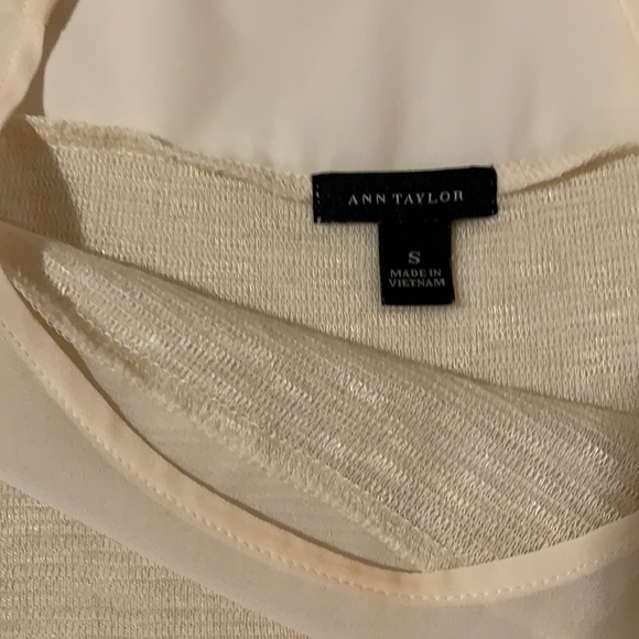 Ann Taylor sleeveless top. Cream color. - Picture 4 of 7